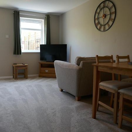2 Bedroom House Walking Distance To City Centre With Free Parking Йорк Экстерьер фото