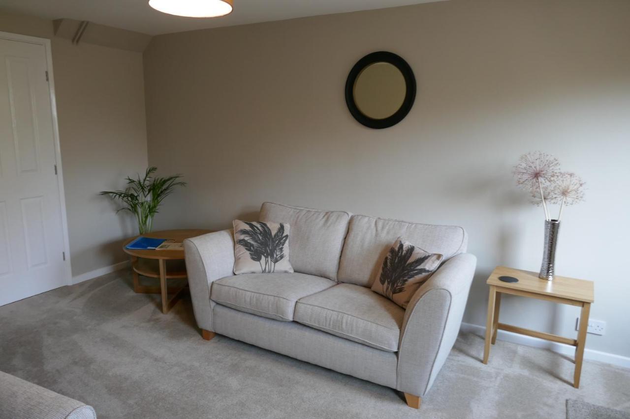 2 Bedroom House Walking Distance To City Centre With Free Parking Йорк Экстерьер фото