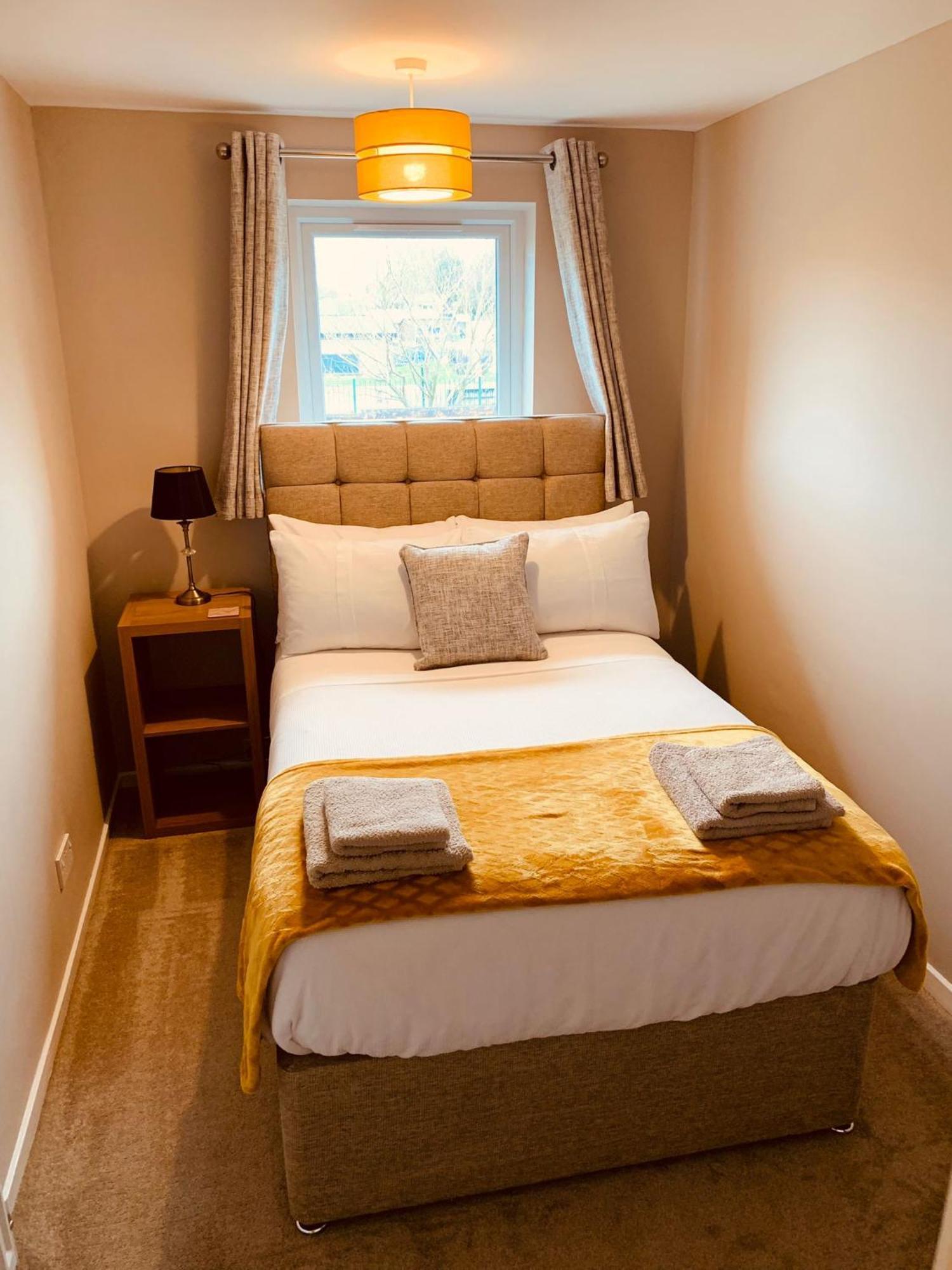 2 Bedroom House Walking Distance To City Centre With Free Parking Йорк Экстерьер фото